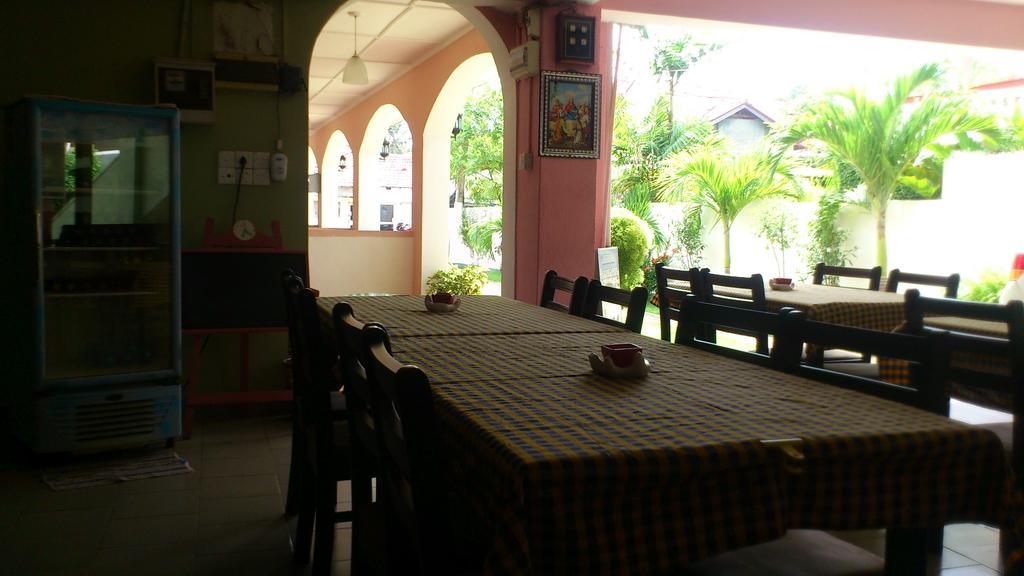 Ocean View Tourist Guest House At Negombo Beach Near The Airport Екстериор снимка